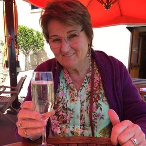 Meet your Posher, Janet